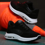 Triple White Sneakers - الصورة 3